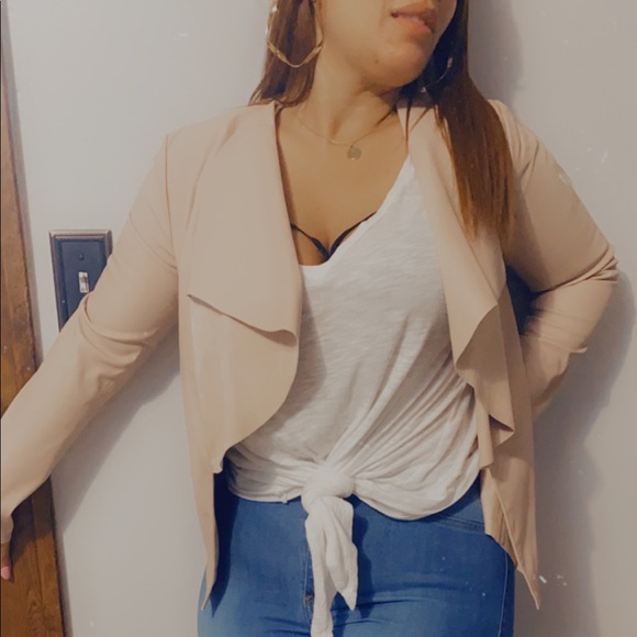 Zara’s Women’s Pale Pink Faux Leather Jacket - Picture 10 of 13